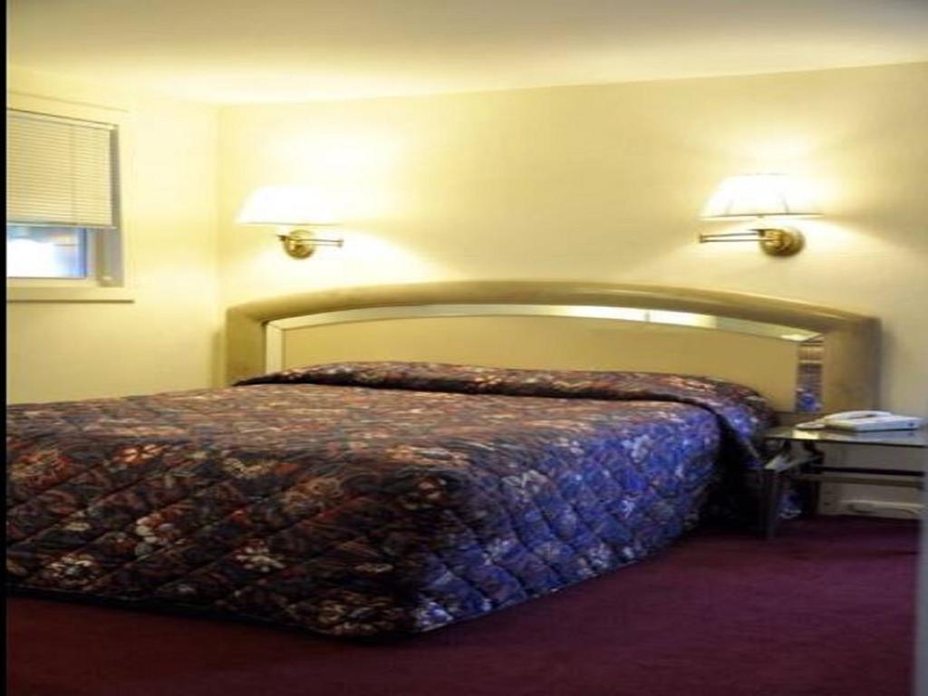 Countryside Motel Fishkill Room photo