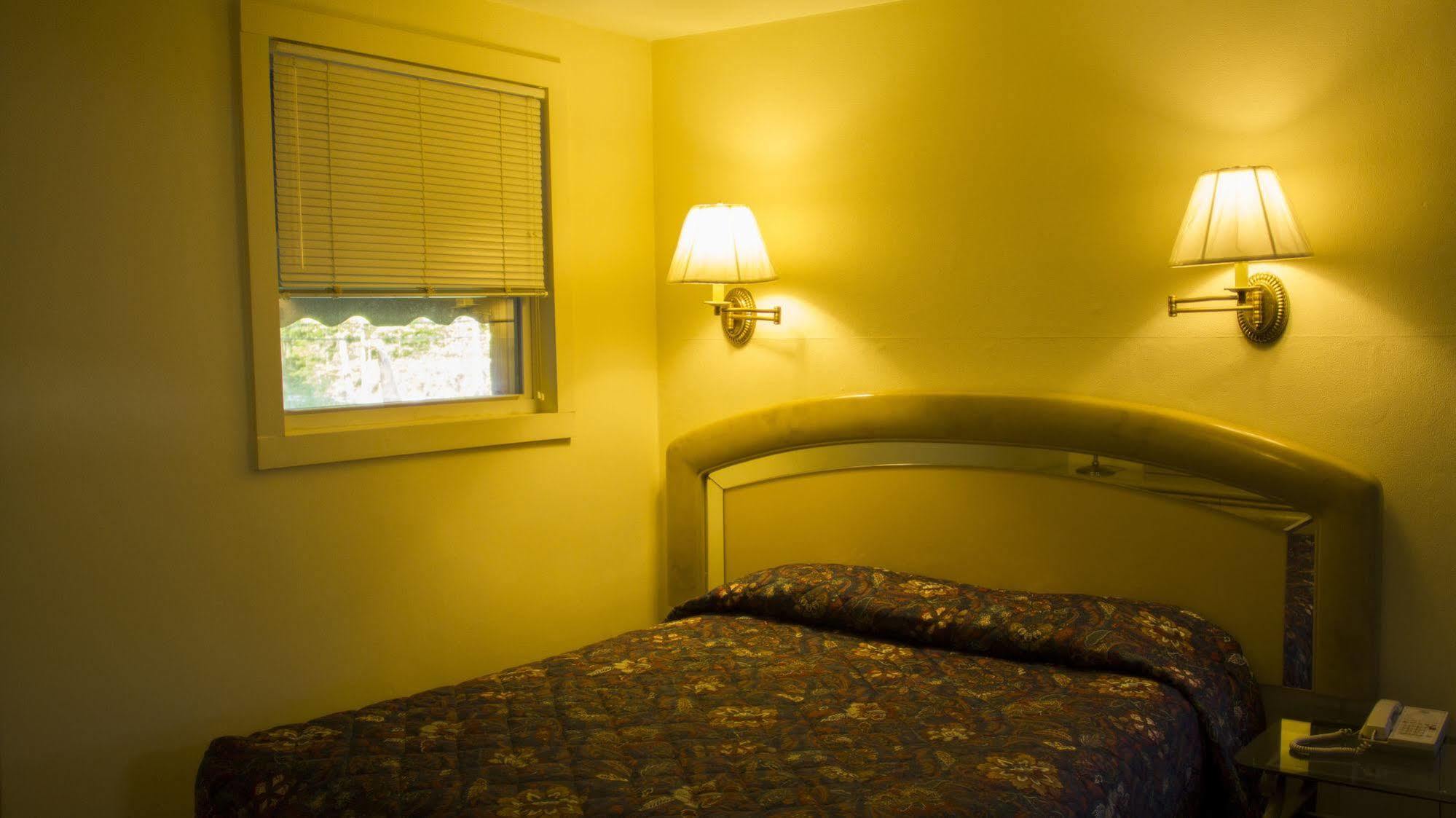 Countryside Motel Fishkill Exterior photo